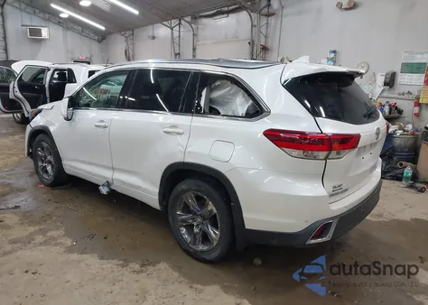 2019 Toyota Highlander Limited Platinum z USA, uszkodzony, nr VIN 5TDDZRFH5KS919064